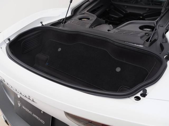 マセラティ ＭＣ２０ ベースグレード 0.2万Km 2,469.9万円 2022年式[412]の中古車詳細(宮城県)