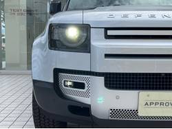 ディフェンダー ９０ベースグレード Ｐ３００ コイルサスペンション装着車の中古車画像