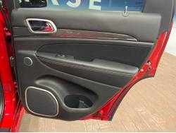 ジープ・グランドチェロキー ＳＲＴ８の中古車画像