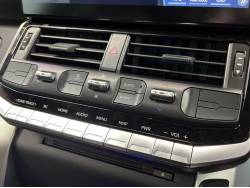 ランドクルーザー ＡＸの中古車画像