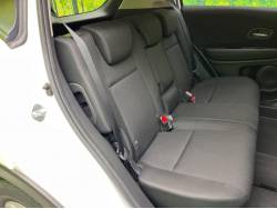 ヴェゼル Ｇの中古車画像