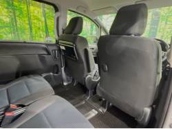 ヴォクシー Ｘの中古車画像