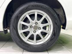 カローラフィールダー Ｘ ＨＩＤリミテッドの中古車画像