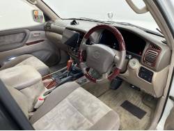 ランドクルーザー１００ ＶＸリミテッド Ｇセレクションの中古車画像