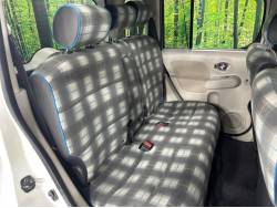 キューブ １５Ｘ ＦＯＵＲ ロルブーセレクションの中古車画像