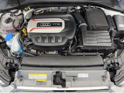 Ｓ３セダン ベースグレードの中古車画像