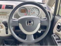 ライフ Ｆの中古車画像