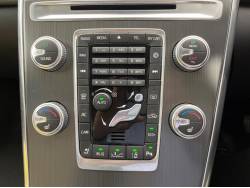 ＸＣ６０ Ｄ４ Ｒデザインの中古車画像