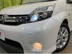 アイシス プラタナ Ｖセレクション・ブランの中古車画像