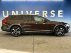 Ｖ９０ クロスカントリー Ｔ５ ＡＷＤ サマム エアサスペンション装着車の中古車画像