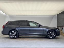 Ｖ９０ リチャージ アルティメット Ｔ８ ＡＷＤ プラグインハイブリッドの中古車画像