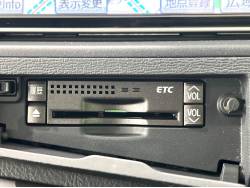 アイシス プラタナの中古車画像