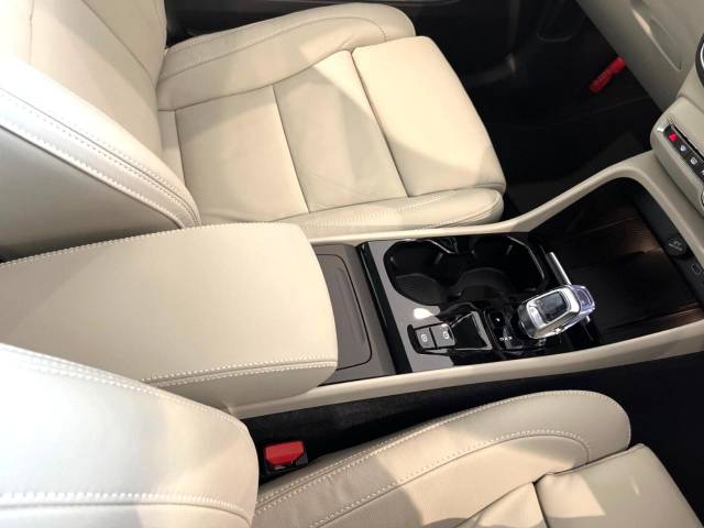 ボルボ ＸＣ４０ アルティメット Ｂ４ ＡＷＤ 0.7万Km (福岡県)[645]の中古車詳細