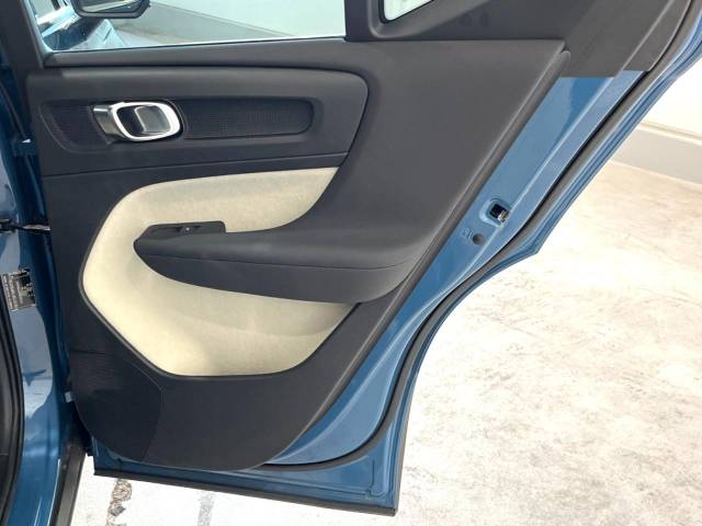 ボルボ ＸＣ４０ アルティメット Ｂ４ ＡＷＤ 0.7万Km (福岡県)[645]の中古車詳細