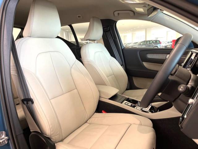 ボルボ ＸＣ４０ アルティメット Ｂ４ ＡＷＤ 0.7万Km (福岡県)[645]の中古車詳細