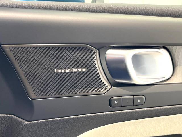 ボルボ ＸＣ４０ アルティメット Ｂ４ ＡＷＤ 0.7万Km (福岡県)[645]の中古車詳細