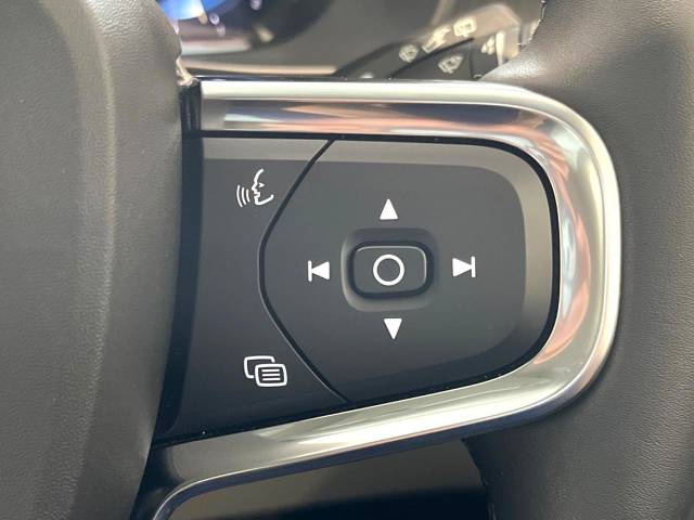 ボルボ ＸＣ４０ アルティメット Ｂ４ ＡＷＤ 0.7万Km (福岡県)[645]の中古車詳細