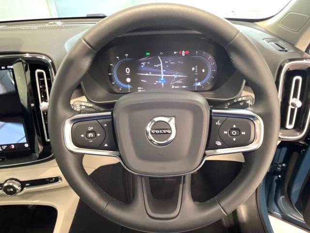 ボルボ ＸＣ４０ アルティメット Ｂ４ ＡＷＤ 0.7万Km (福岡県)[645]の中古車詳細