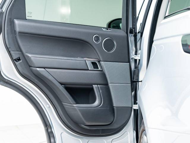 ランドローバー レンジローバースポーツ ＨＳＥ ３００ＰＳ 3.4万Km 699.9万円(静岡県)[717]の中古車詳細