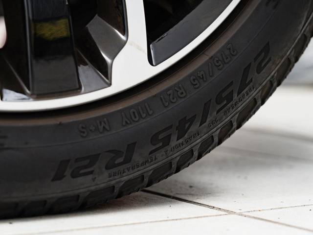 ランドローバー レンジローバースポーツ ＨＳＥ ３００ＰＳ 3.4万Km 699.9万円(静岡県)[717]の中古車詳細