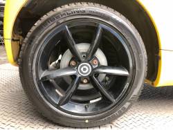 スマートフォーツークーペ ｍｈｄエディション シティフレームの中古車画像