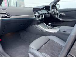 ３シリーズ ３３０ｅ Ｍスポーツ エディションジョイ＋の中古車画像