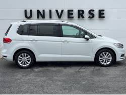 ゴルフトゥーラン ＴＳＩ コンフォートラインの中古車画像