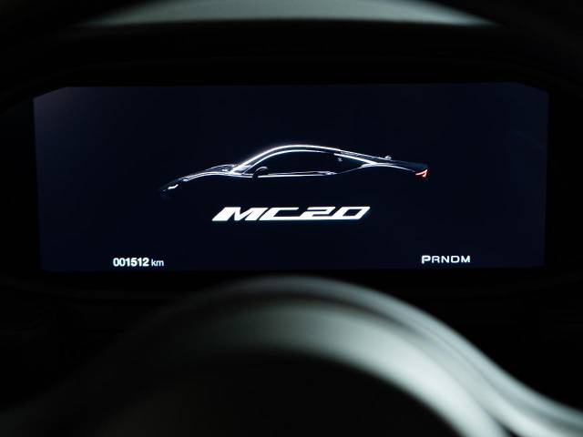 マセラティ ＭＣ２０ ベースグレード 0.2万Km 2,898.7万円(東京都)[130]の中古車詳細