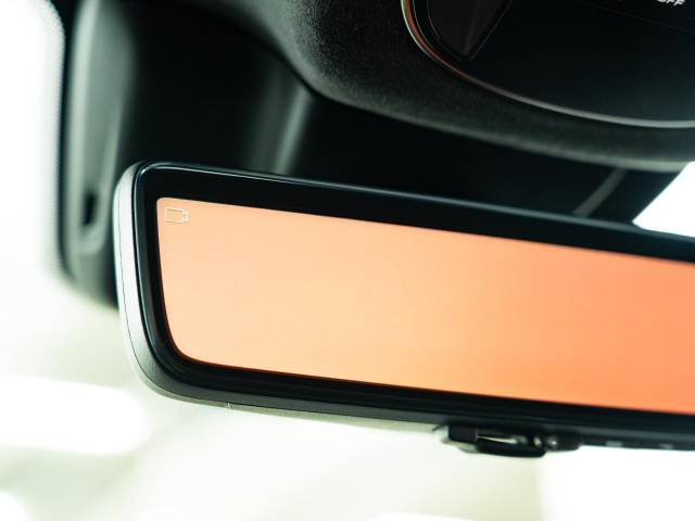 マセラティ ＭＣ２０ ベースグレード 0.2万Km 2,898.7万円(東京都)[130]の中古車詳細