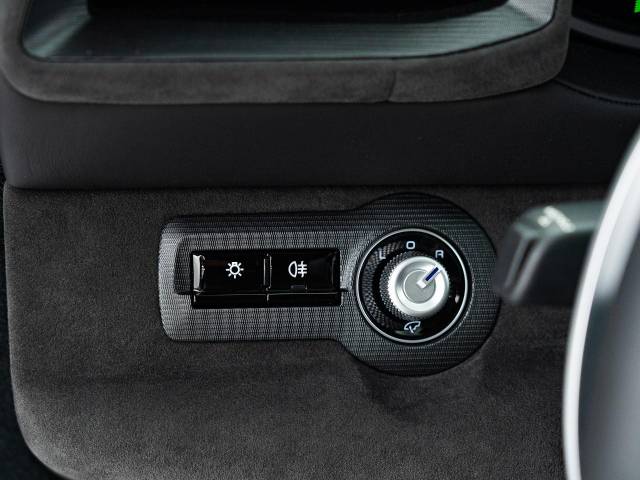 マセラティ ＭＣ２０ ベースグレード 0.2万Km 2,898.7万円(東京都)[130]の中古車詳細