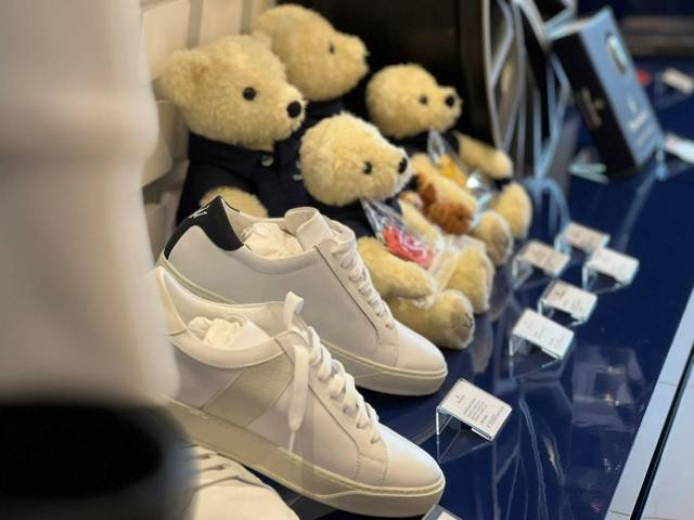 マセラティ ＭＣ２０ ベースグレード 0.2万Km 2,898.7万円(東京都)[130]の中古車詳細