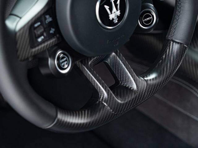 マセラティ ＭＣ２０ ベースグレード 0.2万Km 2,898.7万円(東京都)[130]の中古車詳細