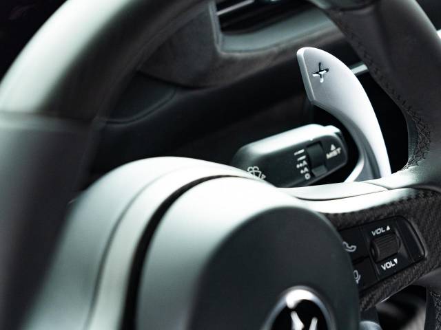 マセラティ ＭＣ２０ ベースグレード 0.2万Km 2,898.7万円(東京都)[130]の中古車詳細