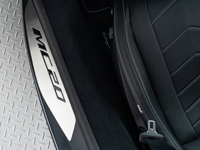 マセラティ ＭＣ２０ ベースグレード 0.2万Km 2,898.7万円(東京都)[130]の中古車詳細