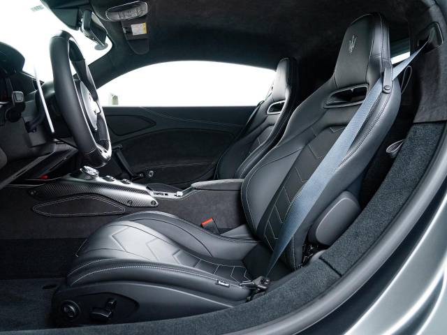 マセラティ ＭＣ２０ ベースグレード 0.2万Km 2,898.7万円(東京都)[130]の中古車詳細