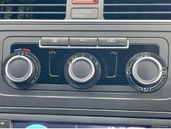 ゴルフトゥーラン ＴＳＩ コンフォートラインの中古車画像