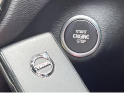 ＸＣ４０ リチャージ プラグインハイブリッド Ｔ５ インスクリプション エクスプレッションの中古車画像