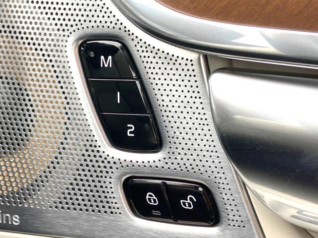 ボルボ Ｖ９０ Ｔ６ ＡＷＤ インスクリプション 4.2万Km (神奈川県)[351]の中古車詳細