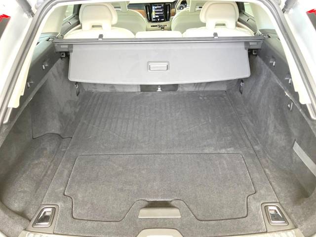 ボルボ Ｖ９０ Ｔ６ ＡＷＤ インスクリプション 4.2万Km (神奈川県)[351]の中古車詳細