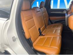 ジープ・グランドチェロキー ＳＲＴ８の中古車画像