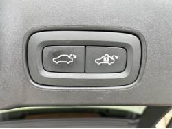 Ｖ９０ クロスカントリー Ｄ４ ＡＷＤ モメンタムの中古車画像