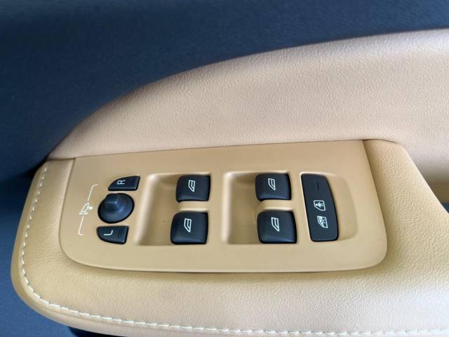 ボルボ Ｖ６０ Ｔ５ インスクリプション 1.6万Km (大阪府)[136]の中古車詳細