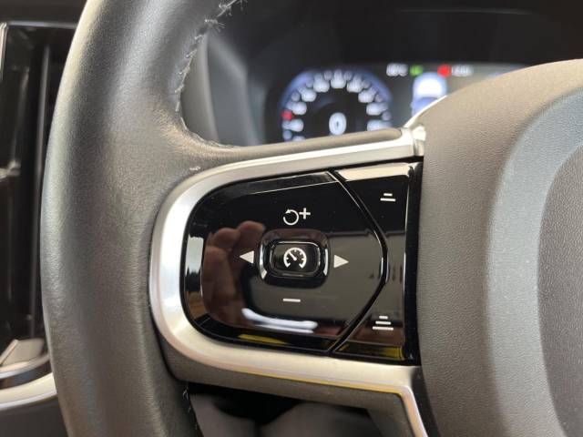 ボルボ Ｖ６０ Ｔ５ インスクリプション 1.6万Km (大阪府)[136]の中古車詳細