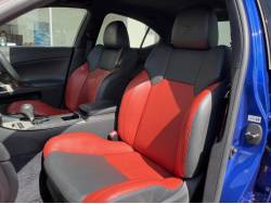 ＩＳ Ｆ ブレイジングテラコッタインテリアの中古車画像