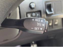 ＩＳ Ｆ ブレイジングテラコッタインテリアの中古車画像