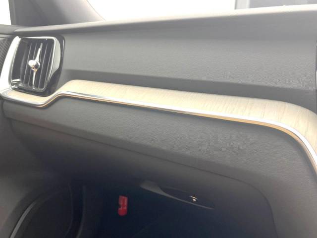 ボルボ Ｖ６０ Ｔ５ インスクリプション 6.9万Km (大阪府)[980]の中古車詳細