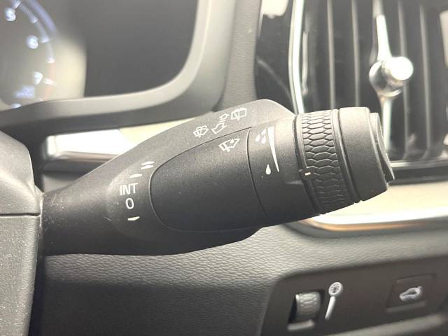 ボルボ Ｖ６０ Ｔ５ インスクリプション 6.9万Km (大阪府)[980]の中古車詳細