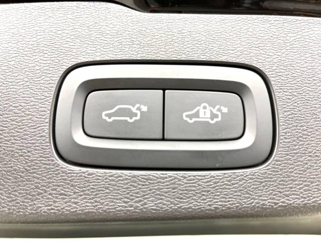 ボルボ Ｖ６０ Ｔ５ インスクリプション 6.9万Km (大阪府)[980]の中古車詳細