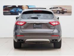 レヴァンテ Ｓグランルッソの中古車画像