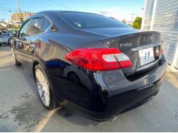 フーガハイブリッド ＶＩＰの中古車画像